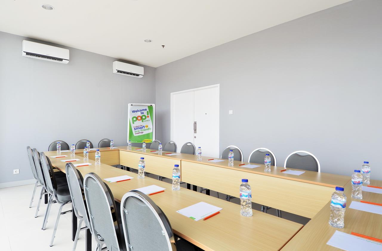 Pop! Hotel Bsd City Tangerang Serpong Esterno foto