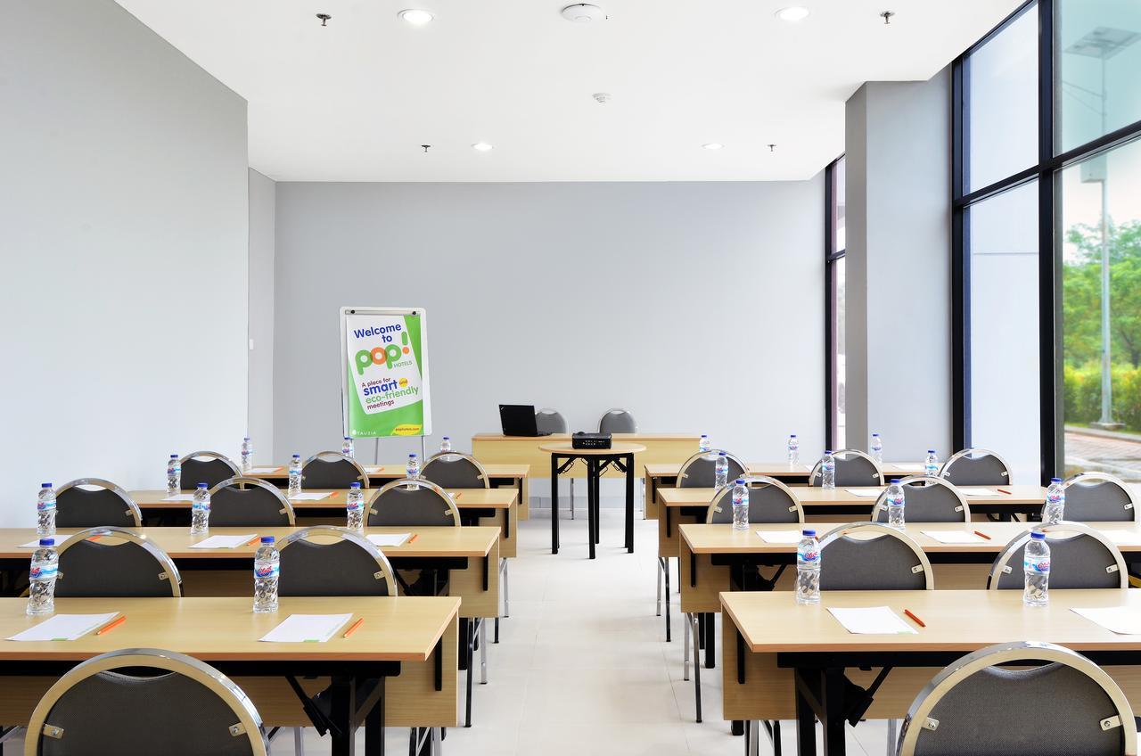 Pop! Hotel Bsd City Tangerang Serpong Esterno foto