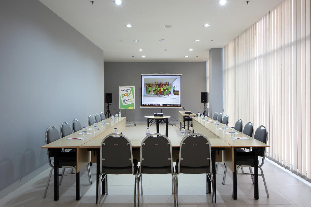 Pop! Hotel Bsd City Tangerang Serpong Esterno foto