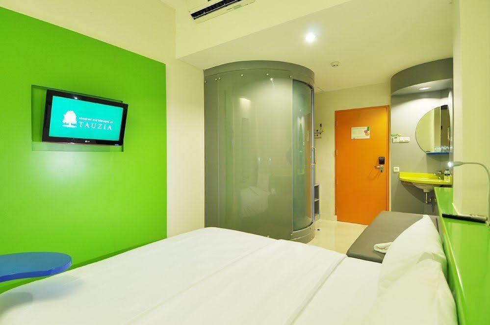 Pop! Hotel Bsd City Tangerang Serpong Esterno foto