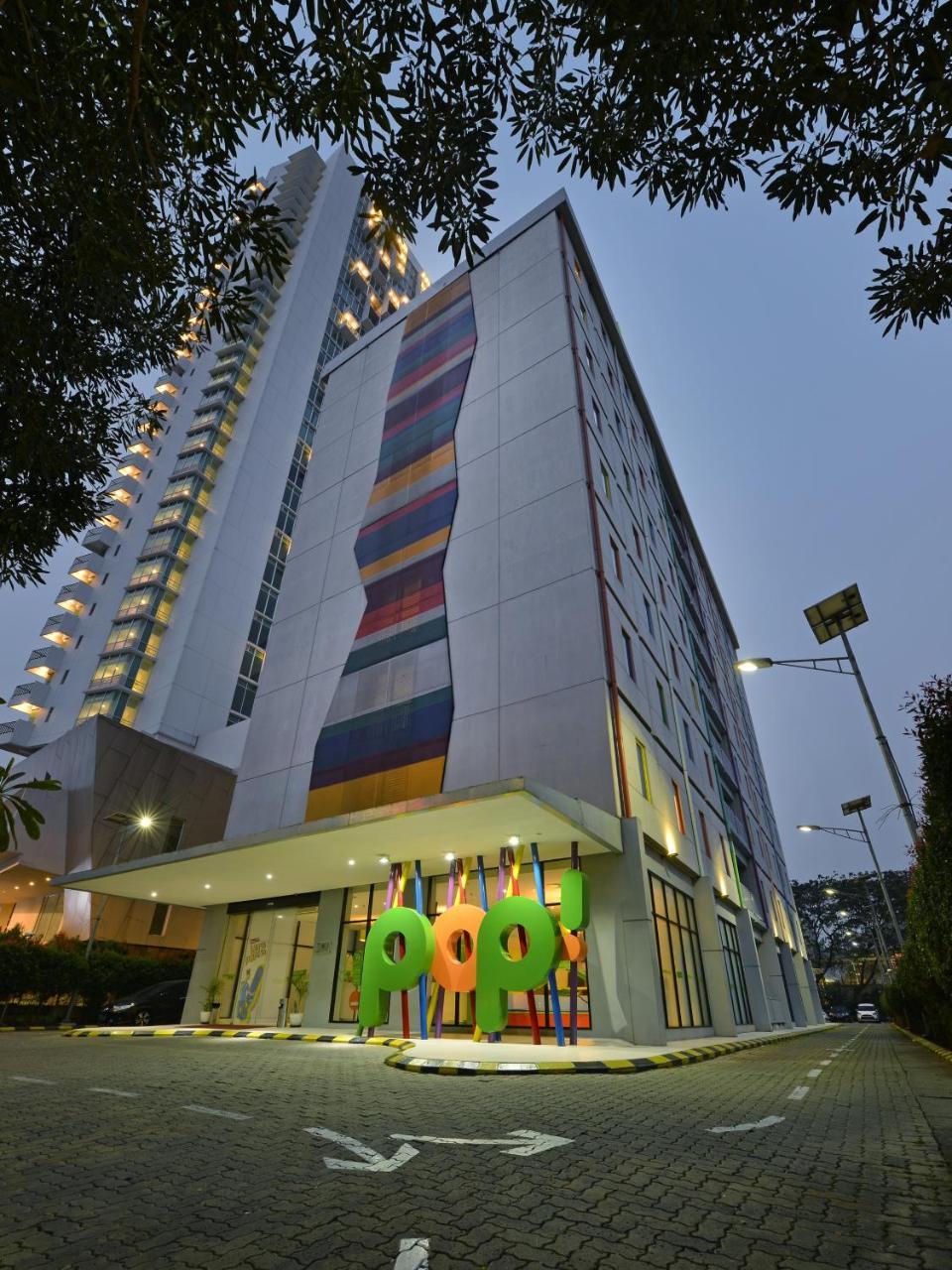 Pop! Hotel Bsd City Tangerang Serpong Esterno foto